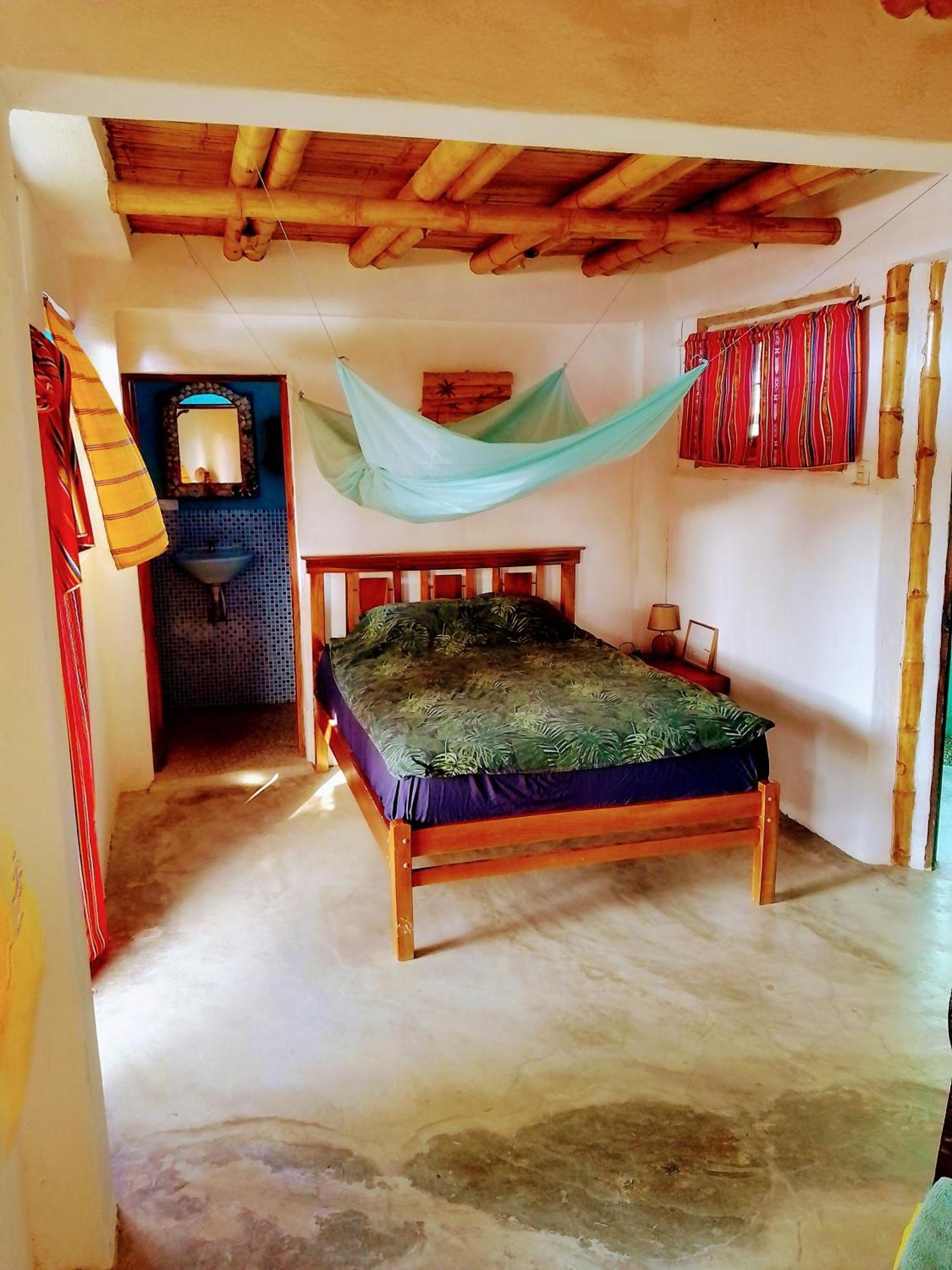 Hostal Puerto Engabao Surf Shelter Habitación foto